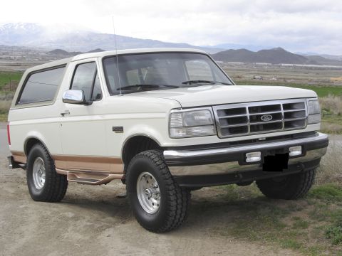 1995 Ford Bronco photo