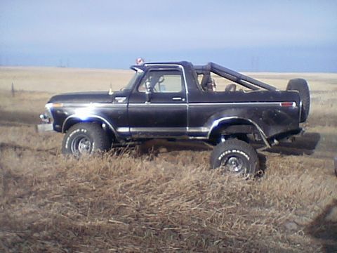 1979 Ford Bronco - The Bronc, still on 35's