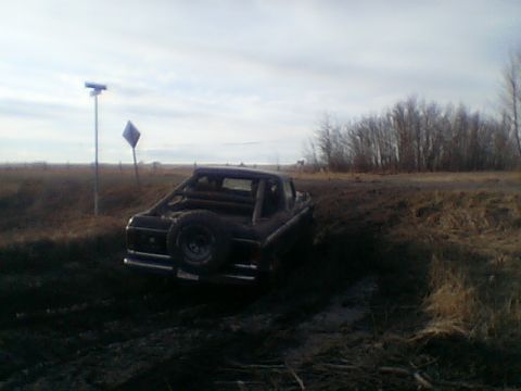 1979 Ford Bronco - Nice little hole!