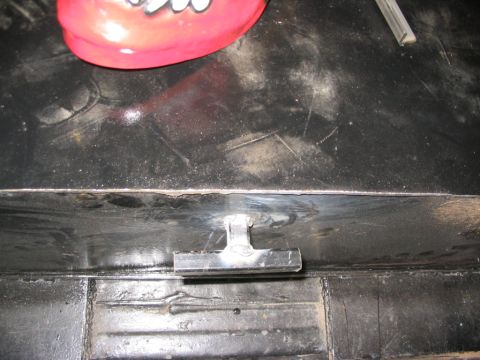 1986 Ford Bronco - fabbed up a handle real quick