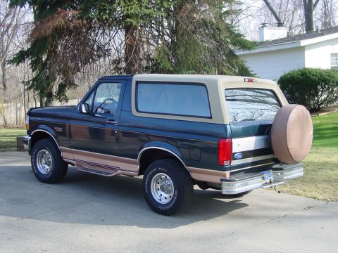 1995 Ford Bronco photo
