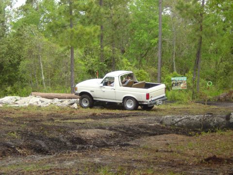 1993 Ford Bronco - This white pickup truck appears to be a 1992 model, not a 1993 Ford Bronco as claimed.