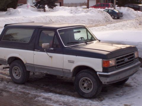 1993 Ford Bronco photo