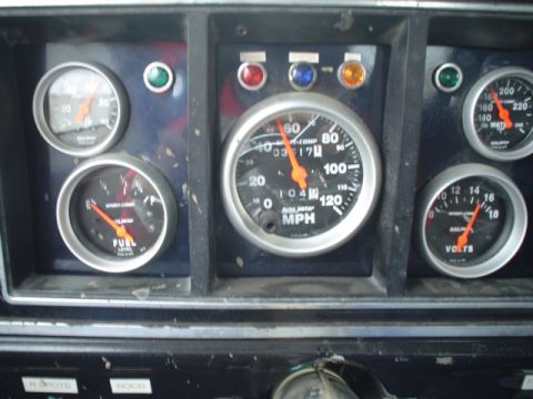 1981 Ford Bronco - going about 65-70