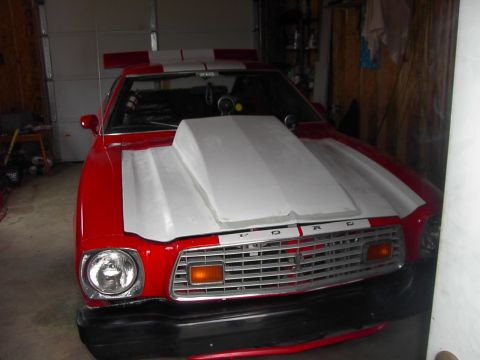 1976 Ford Mustang II - NEW HOOD