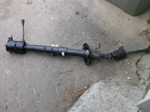 1990 Ford Bronco - Busted my stering column, it wouldn't shift.