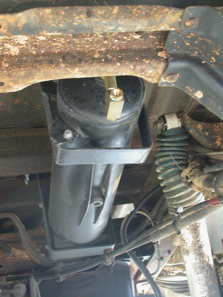 My air tank, actually Land Rover surplus.  Note the bad ass skids around the drain bung.  Very cool.  Thanks to Steve83 for scavenging it for me.
