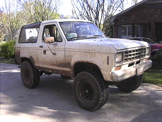 1984 Ford Bronco II “Whitey”