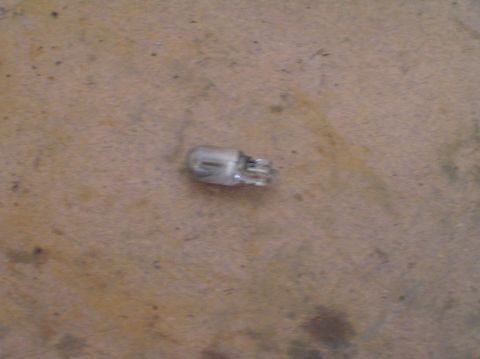 2000 Ford Excursion - Blinker light bulb