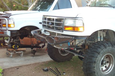 1995 Ford Bronco - spray paint is used for reference while mounting and dis-mounting it.