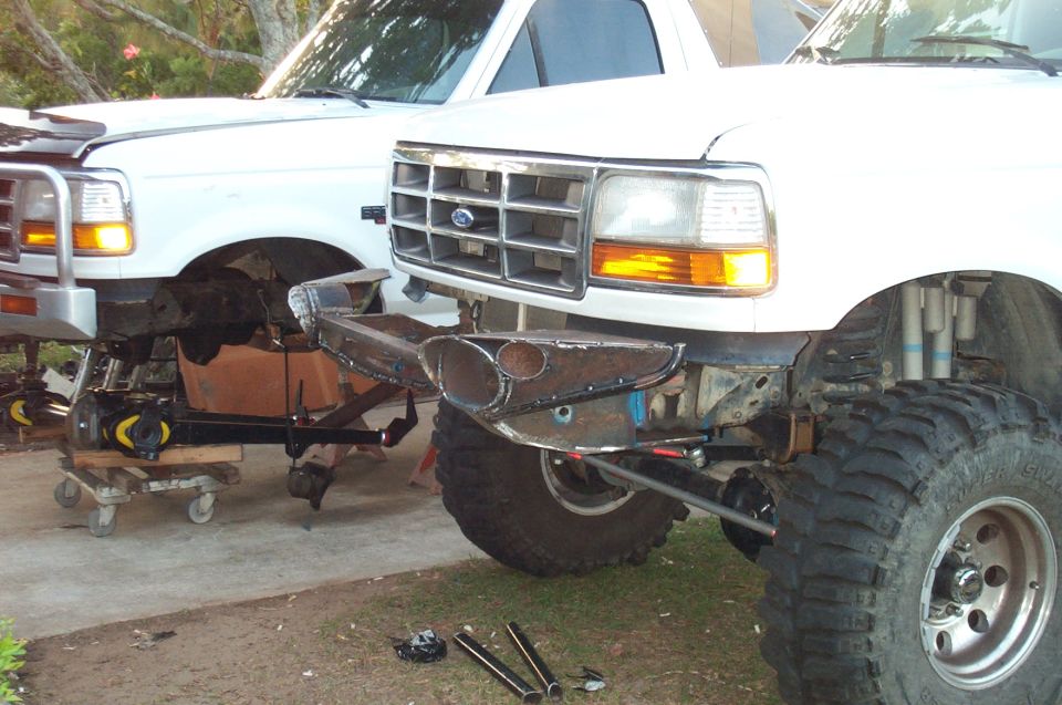 spray paint is used for reference while mounting and dis-mounting it.