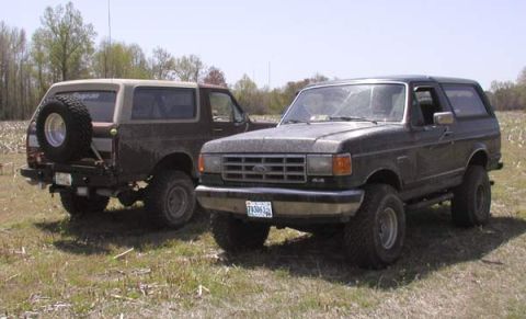 1988 Ford Bronco - The area was either too dry or a total mud bog so we got bored pretty fast.