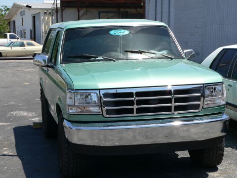 1996 Ford Bronco photo