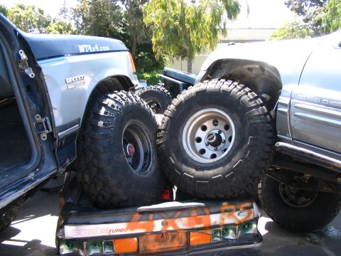 1993 Toyota 4Runner - andy and adam on the trunk...
