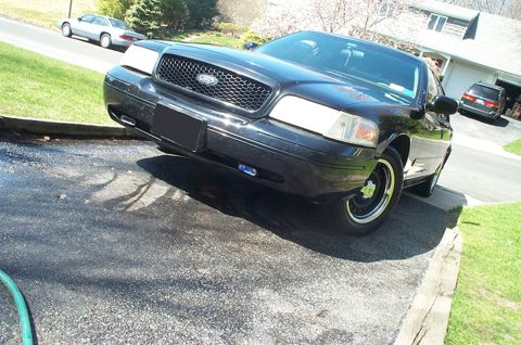 1999 Ford Crown Victoria “Vicky”