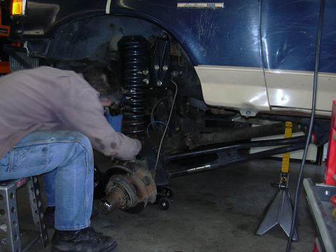 1991 Ford Bronco - Here comes my new fancy, made by Deaver, Superflex 78/79 6" lift springs. I chose these in preperation for an SAS in the future.