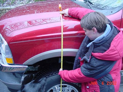 2002 Ford Excursion - Front Height