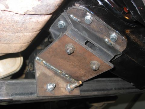 1981 Ford Bronco - Mount for NP205. The tranny mount is welded to the new 1/4 inch access cover, then the cover is attached with longer bolts.