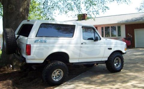 1995 Ford Bronco - need to work on my flex