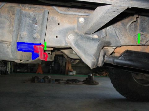 1995 Ford Bronco - E4OD Crossmember mod needed on pass side for Cage Radius Arms