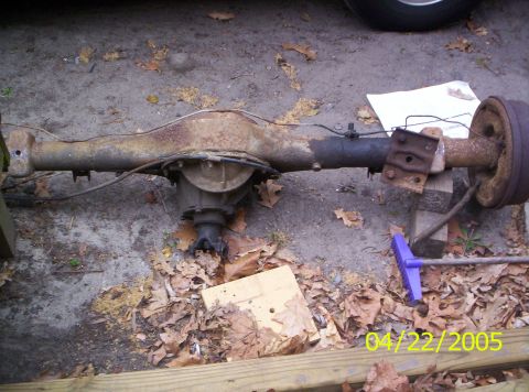 1985 Ford Bronco - This is a rear axle assembly, not a 1985 Ford Bronco.