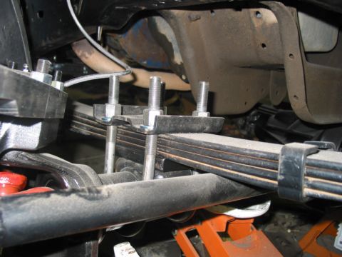 1981 Ford Bronco - My homemade Zero Rate lift for the front spring. The steering rod will hit the spring when the spring is flexed. I'll have to put the overl…