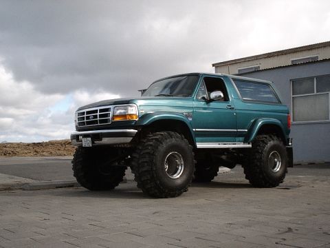 1996 Ford Bronco - Modified 1996 Ford Bronco with large tires and lifted suspension.