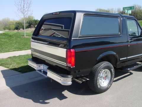 1994 Ford Bronco photo