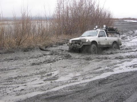 1985 Ford Bronco - Trey running the same hole.