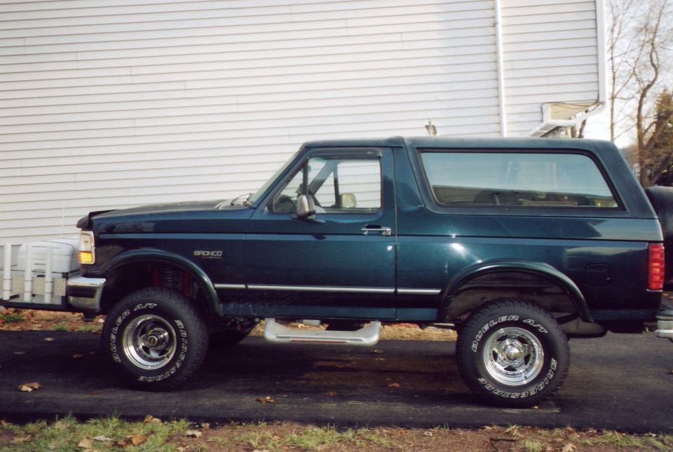1994 Ford Bronco “Sanddigger”