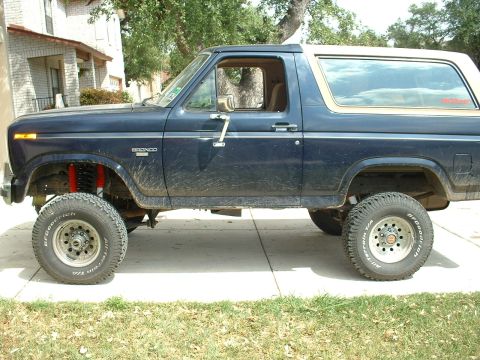 1985 Ford Bronco photo