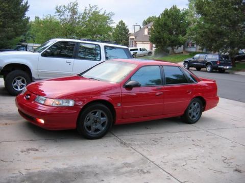 1995 Ford Taurus photo