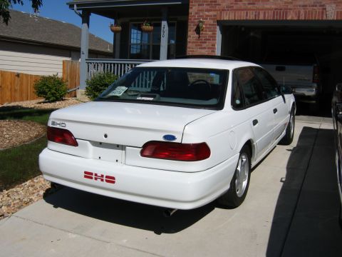 1992 Ford Taurus photo
