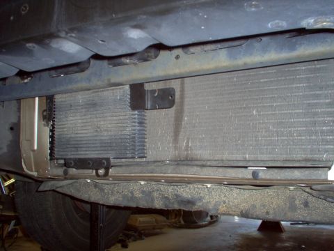 1994 Ford Crown Victoria - I had to bend 2 of the mounting ears, but it's pretty solid.