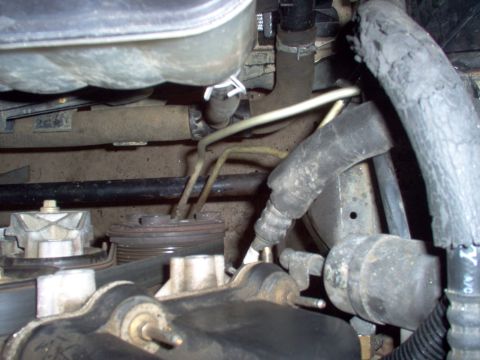 1994 Ford Crown Victoria - The hard lines had to be bent to the side slightly, and their flares were cut off. I reflared them slightly to help hold the hoses on.