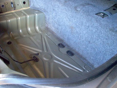 1994 Ford Crown Victoria - I ran the new wires for the CANV around the back of the trunk while I was rewiring the fuel pump connnector for the FTP, but there's not a…