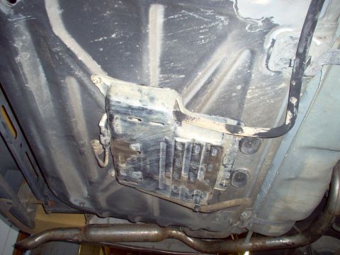 1994 Ford Crown Victoria - I drilled holes for the vapor hose clips, and it looks almost stock.