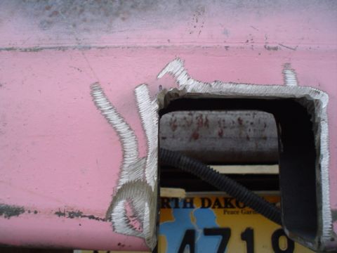 1981 Ford Bronco - veiw where receiver tube will go to where x tube is located.