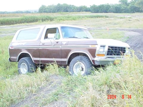 1979 Ford Bronco - $2500 Tranny replaced less than 50 miles ago. Has warranty from certified transmission. New carb fuel and fuel pump, as well as newer maste…