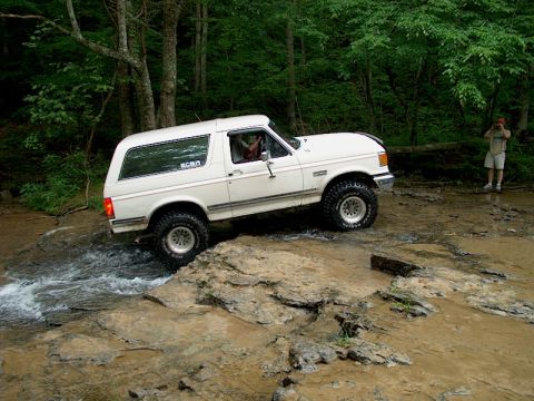 1990 Ford Bronco photo