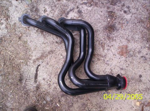 1985 Ford Bronco - Black exhaust headers with red cap on one end, photographed on April 29, 2005.