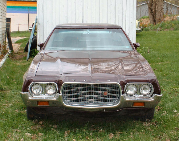 Brown 1972 Ford Ranchero front view, parked on grass