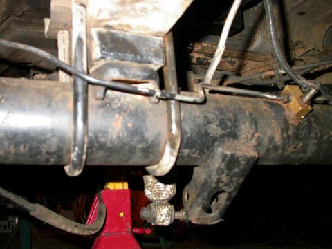 1990 Ford Bronco - Factory shock mount