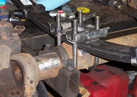 1986 Ford Ranger - Passenger side spring plate is just an old 8.8 plate with a bit of reaming to the holes