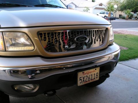 1999 Ford F-150 - grill