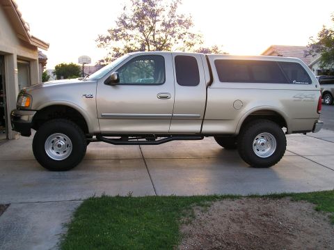 1999 Ford F-150 - roof rack removed