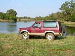 1989 Ford Bronco II - Random picture from "The Ranch".