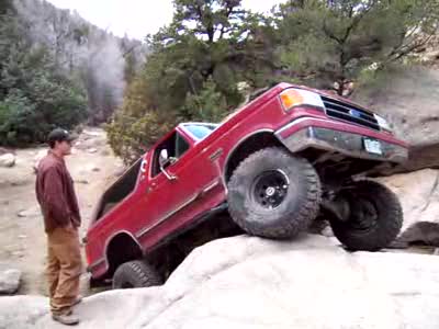 1991 Ford Bronco - Trying whale rock