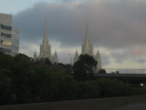 1985 Ford Mustang - I love this Building! Its a Mormon temple.