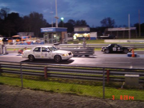 1999 Ford Crown Victoria photo
